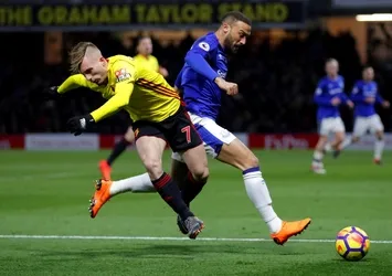 Cenk Tosun'lu Everton deplasmanda mağlup