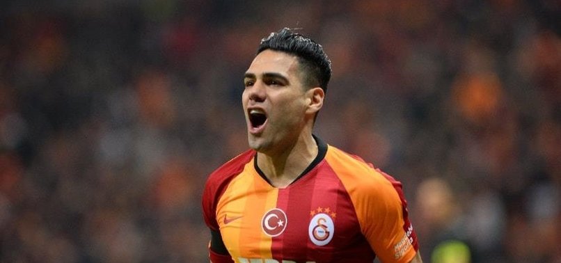Galatasaray'da transfer gerçekleşiyor! Radamel Falcao devreye girdi