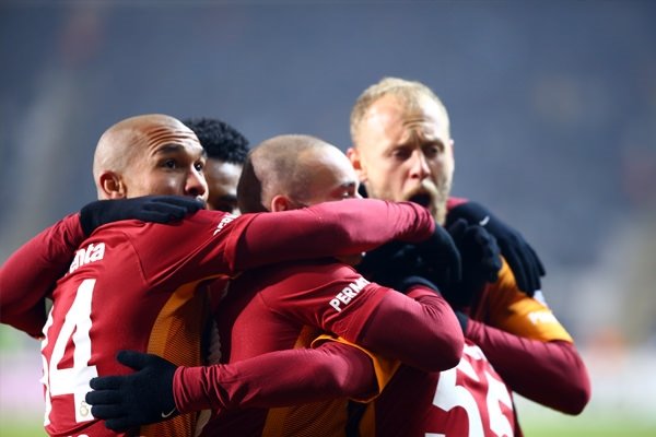 İşte dünyanın en zengin kulüpleri!