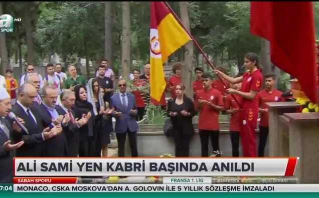 Ali Sami Yen kabri başında anıldı