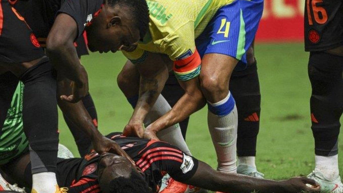 Kolombiya'dan Davinson Sanchez açıklaması! Galatasaray... Kolombiya'dan Davinson Sanchez açıklaması! Galatasaray...