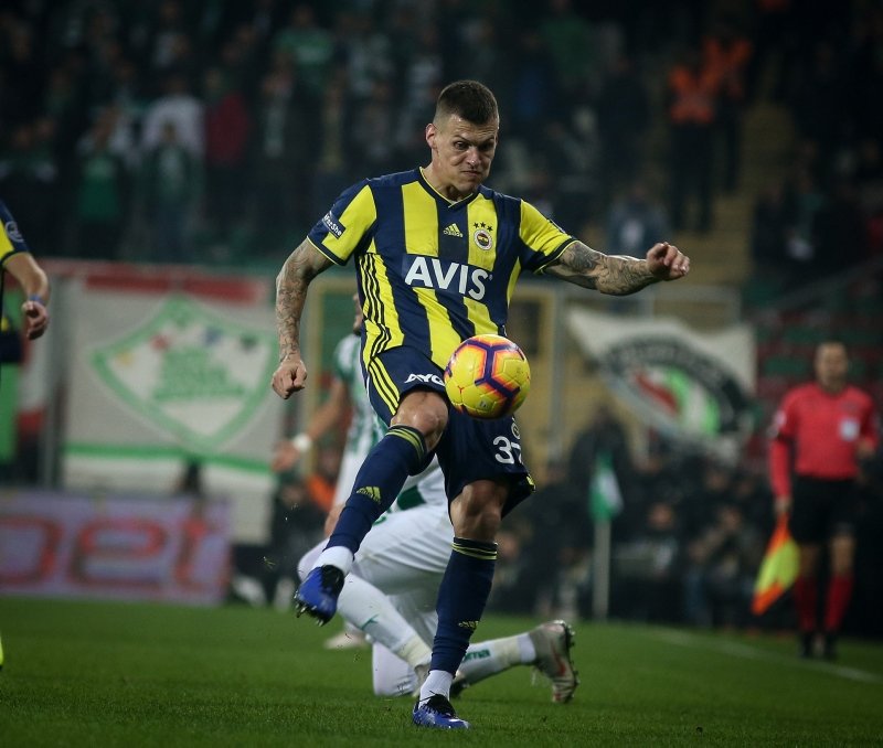 Fenerbahçe’den 3 bomba transfer daha! İşte alacakları ücretler