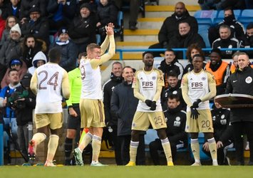 Leicester tek golle turladı!