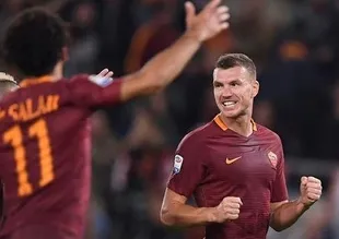 Roma, Juventus'un peşinde