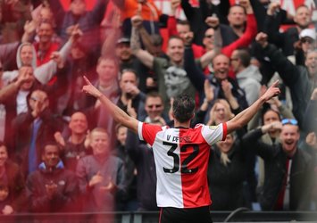 Van Persie attı, Feyenoord kazandı