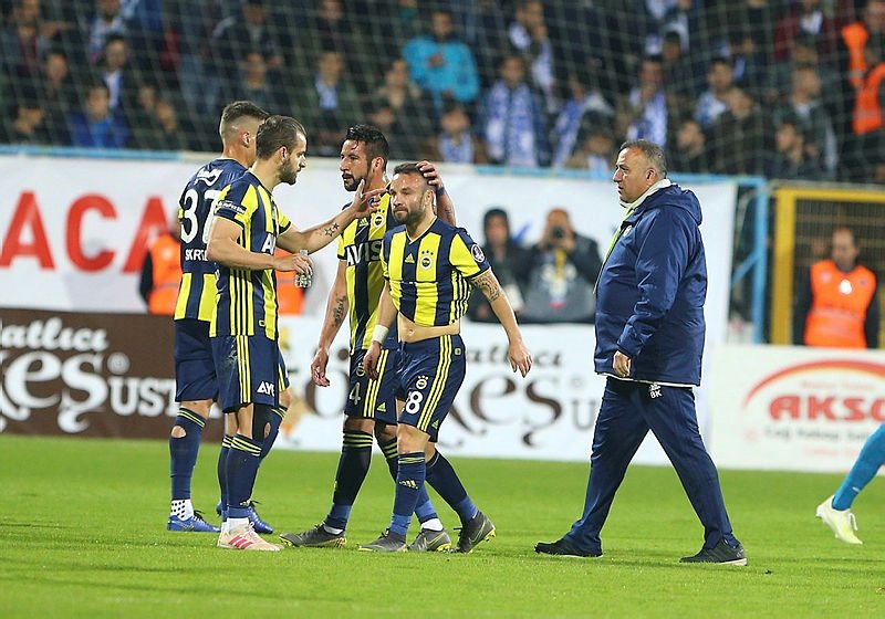 Fenerbahçe’den 4 transfer birden!