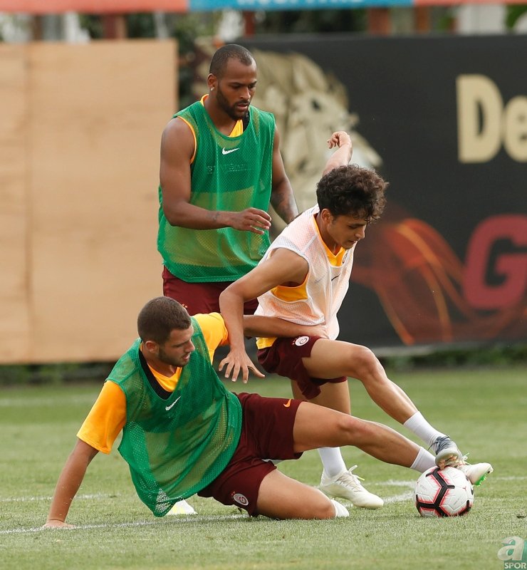 Galatasaray’da Fernando’nun yerine iki transfer birden!