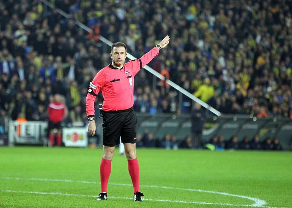 Süper Lig’e hakem hataları damga vurdu