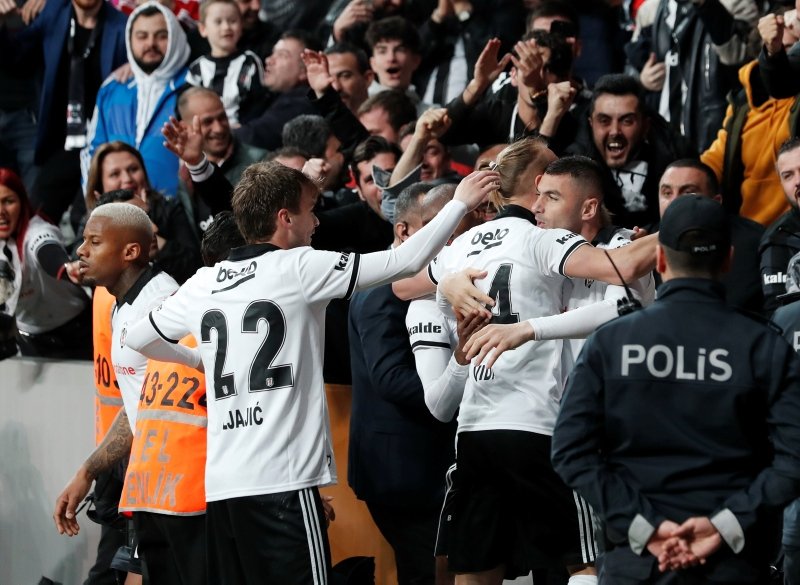 Beşiktaş - Başakşehir maçından kareler