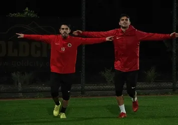 Gençlerbirliği'nin Antalya kampı başladı