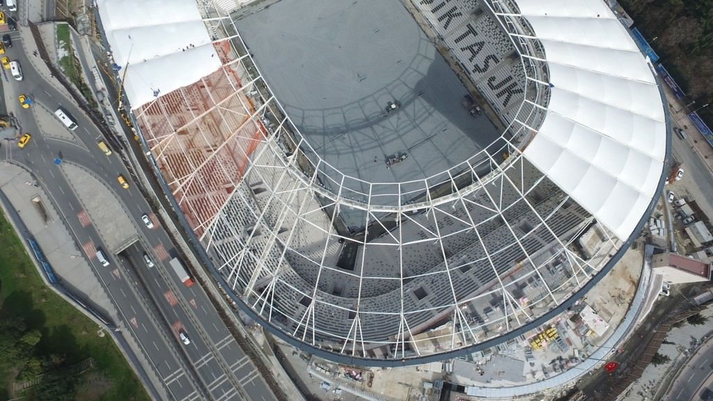 Çılgın Beşiktaş taraftarına çılgın koltuklar!