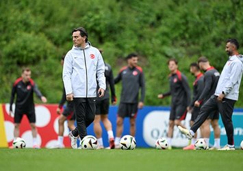 Montella'dan Hollanda maçı öncesi flaş ceza açıklaması!