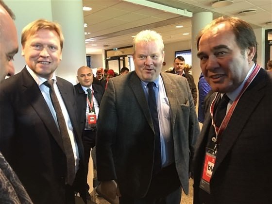 Yıldırım Demirören, İzlanda Başbakanı Johansson’la görüştü
