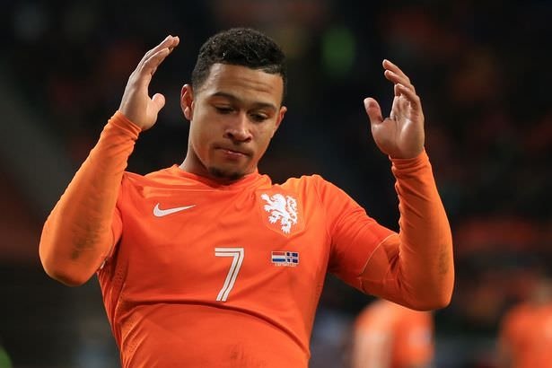 Galatasaray’dan Depay bombası!
