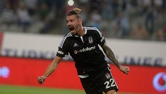 Beşiktaş transferden toplam 180 milyon TL kazandı