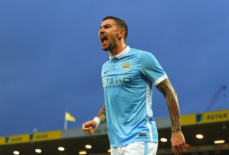 Fenerbahçe’de Ersun Yanal Kjaer’i düşünmüyor! İşte stoper adayları