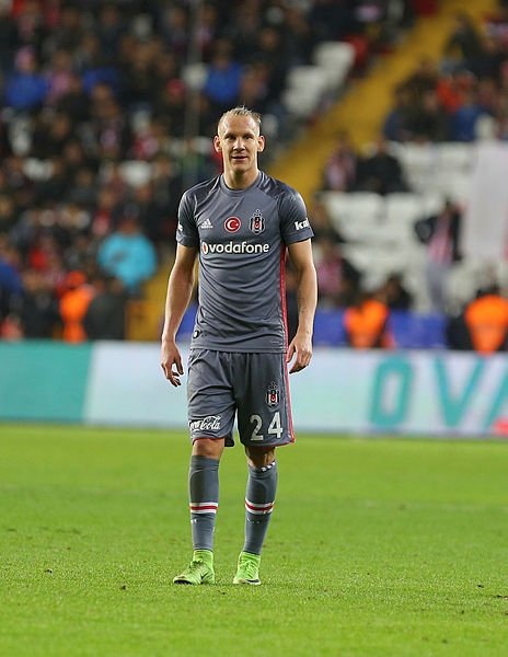 Kartal’ın aşkı Roma’yı yaktı!