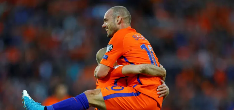 Sneijder rekor gecesinde golünü attı