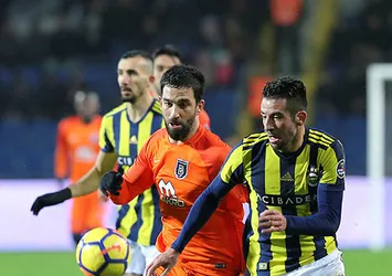 Arda Turan Alanya'da yok