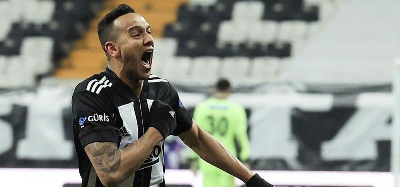 Son dakika Beşiktaş haberi: Josef de Souza'ya Ada kancası! Galatasaray derbisinde izlediler