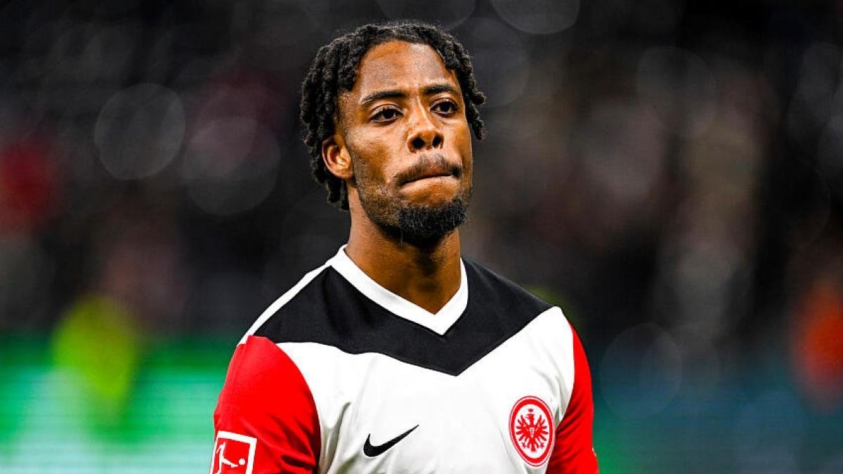 TRANSFER HABERİ - Galatasaray’a sürpriz golcü önerisi! Fransız forvet gündemde TRANSFER HABERİ - Galatasaray’a sürpriz golcü önerisi! Fransız forvet gündemde