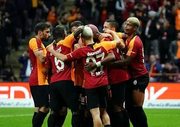 Galatasaray aynen devam