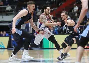 Anadolu Efes Rusya'da kayıp! (Maç özeti)