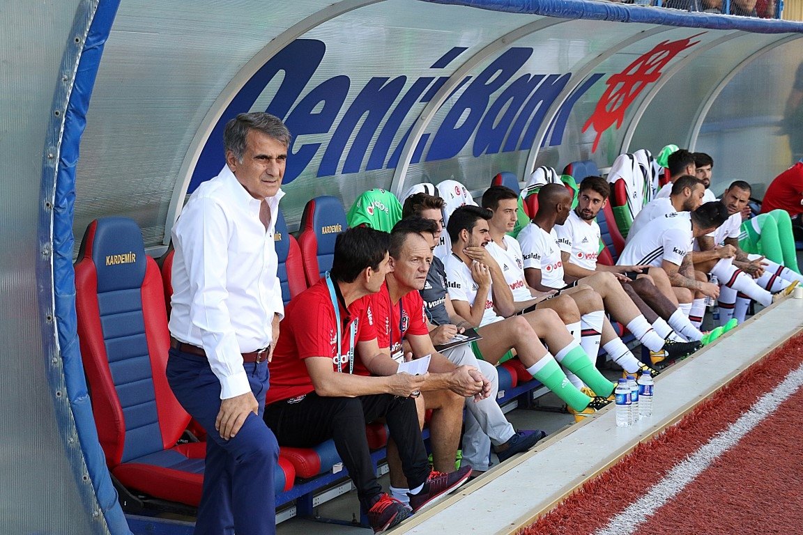 Karabükspor - Beşiktaş maçından kareler