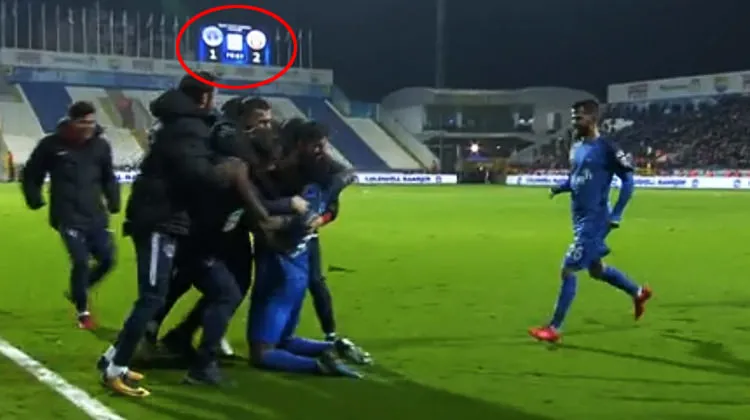 Kasımpaşa'nın golünde büyük hata! Gözlerden kaçtı - 1