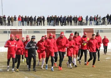 Taraftarlar Sivasspor idmanına akın etti!