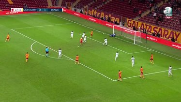 GALATASARAY HABERLERİ - Abdülkadir Sünger Galatasaray - Denizlispor maçında kalesinde devleşti! Üst üste kurtarışlar