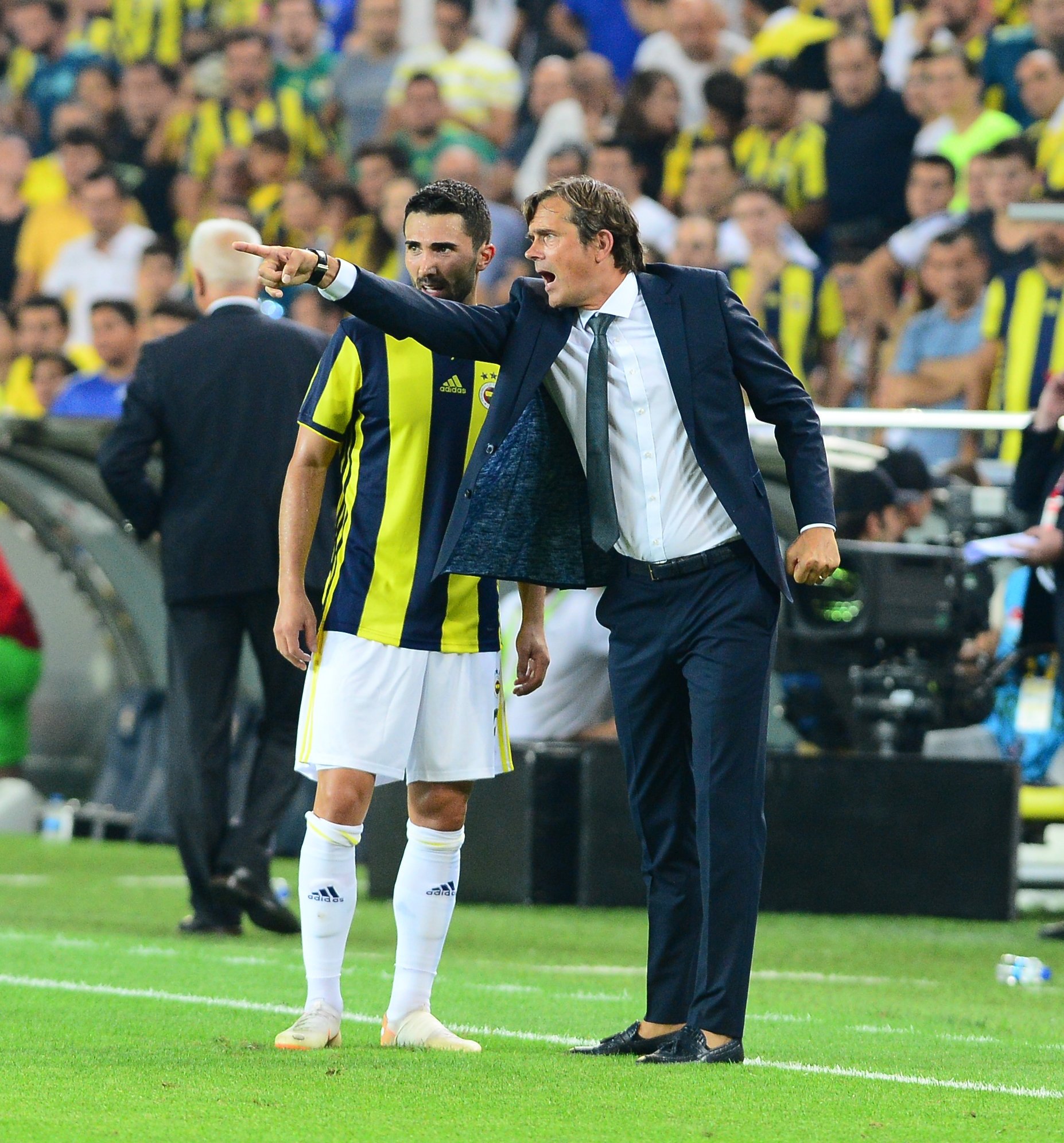 Fenerbahce Teknik Direktoru Philip Cocu Seferberlik Ilan Etti Sayfa 1 Fenerbahce 21 Kasim 2020 Cumartesi