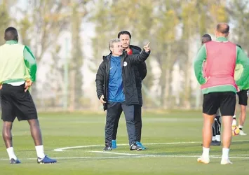 Aykut Kocaman Galatasaray'a bilendi