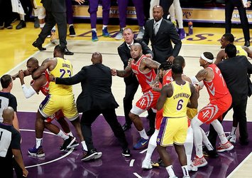Lakers-Rockets maçındaki kavganın cezası kesildi