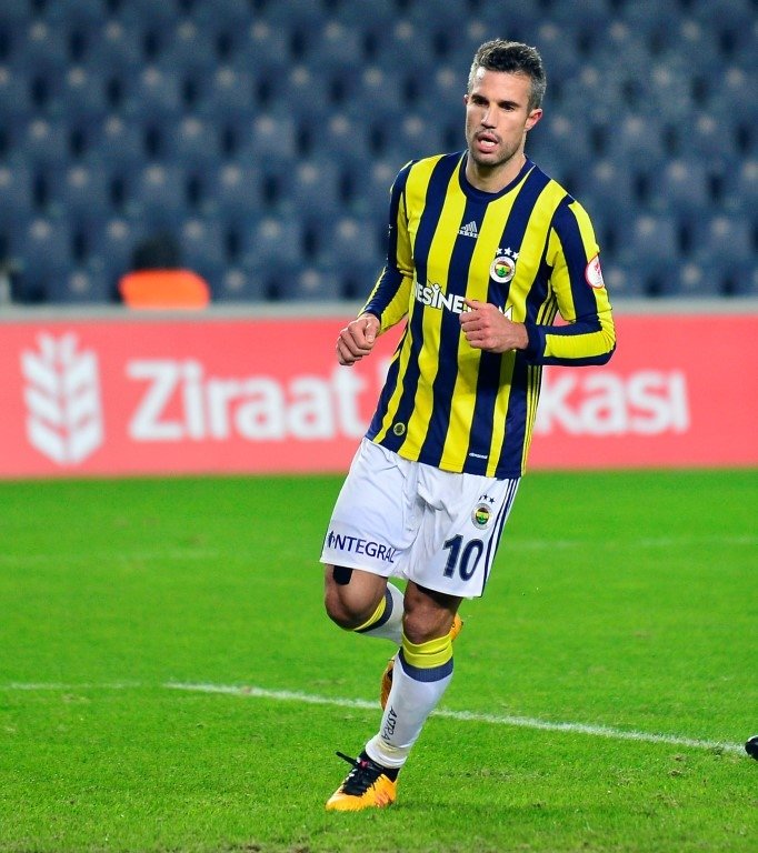 Robin van Persie Fenerbahçe’de kalıyor