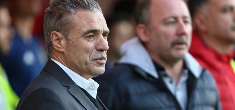 Fenerbahçe'yi yıkan haber! Transferler durdu...