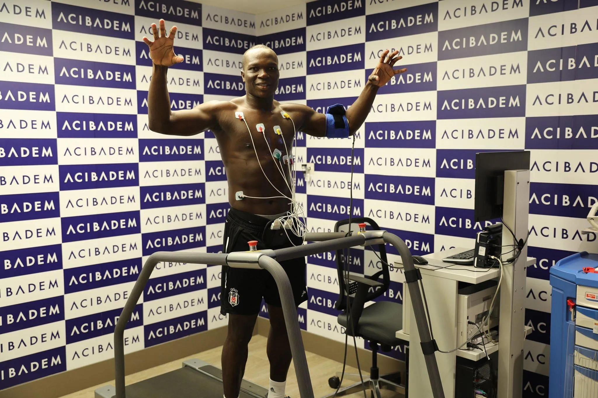 Vincent Aboubakar resmen Beşiktaş'ta - 3