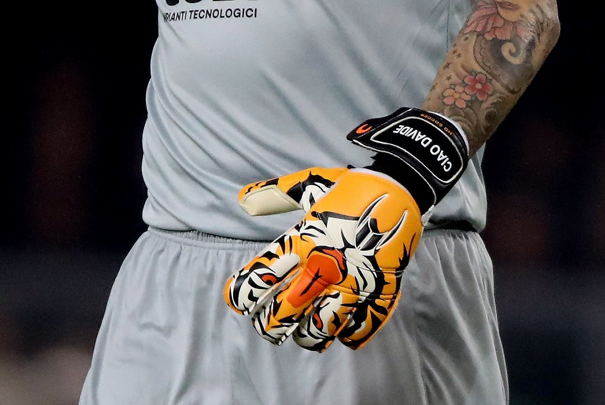 Göz yaşları Astori için!