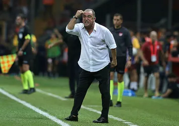 Galatasaray taraftarından 19.05 tepkisi