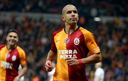 Son dakika spor haberi: Galatasaraylı Sofiane Feghouli kafaları karıştırdı! Sosyal medya hesabında...