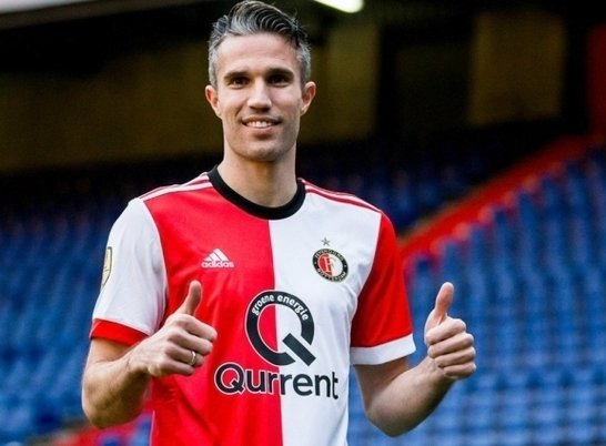 Feyenoord’ta van Persie depremi!