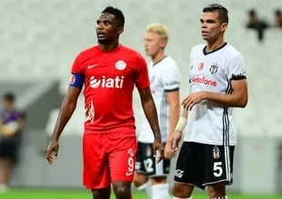 Samuel Eto'o, İspanya yolcusu