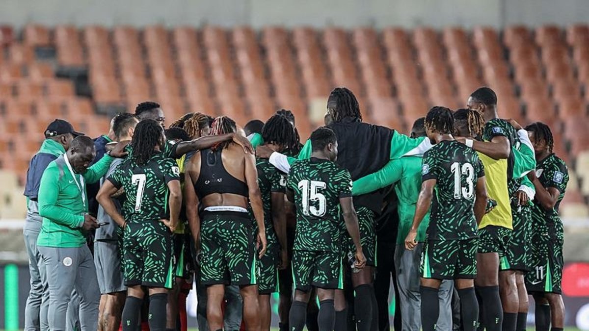 Osimhen ve Ndidi korku dolu anları! Nijerya Milli Takımı'nın uçağı acil iniş yaptı