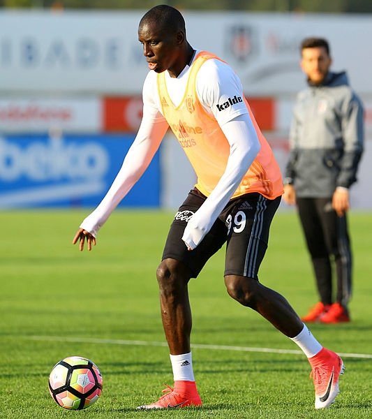 Gomis Kartal’a Demba Ba Cimbom’a