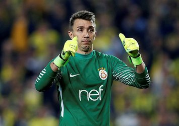 Roma'dan Muslera açıklaması!