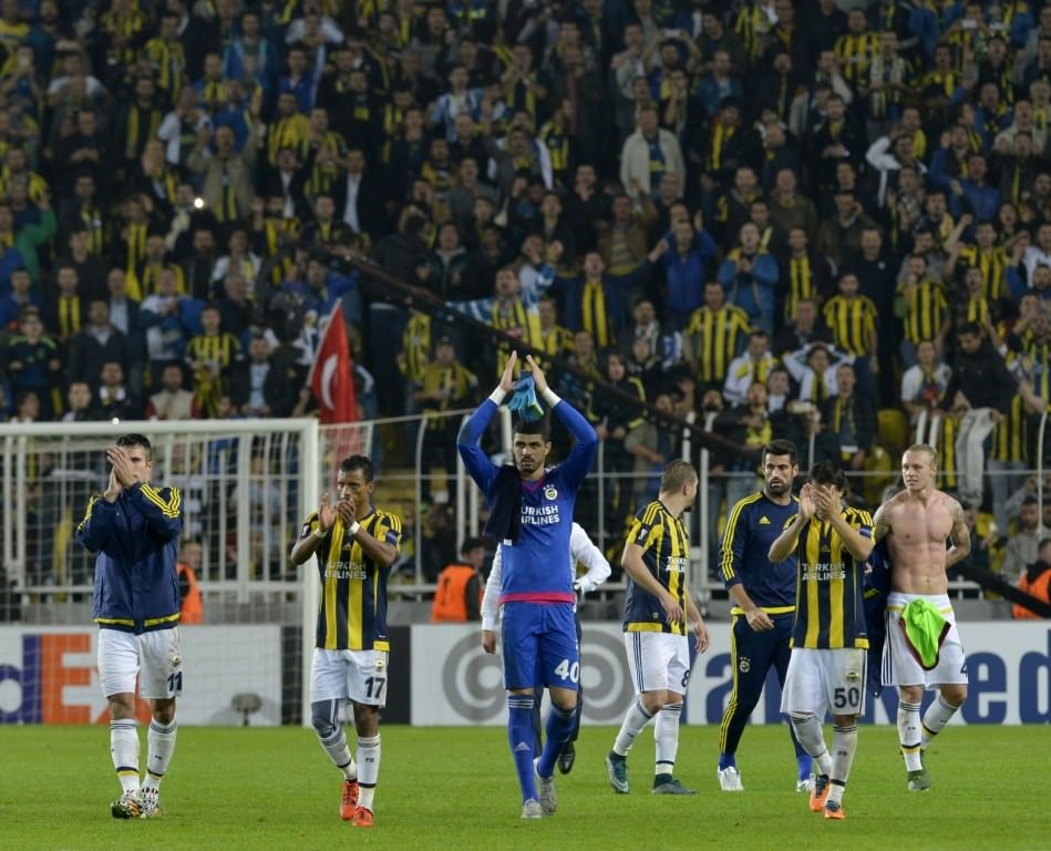 Fenerbahçe’den Kadıköy’de tarihi zafer