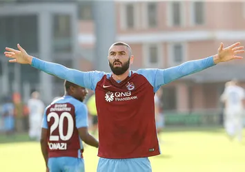 Burak Yılmaz'dan olay paylaşım! G.Saray...