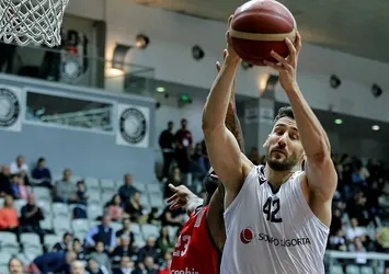 Potada rakip Casa Brindisi