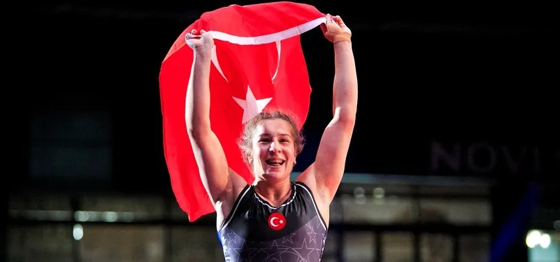 Milli güreşçi Yasemin Adar Dünya Şampiyonu oldu