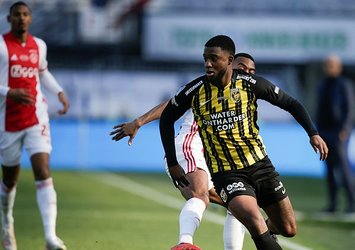 Cimbom'a Hollandalı stoper!